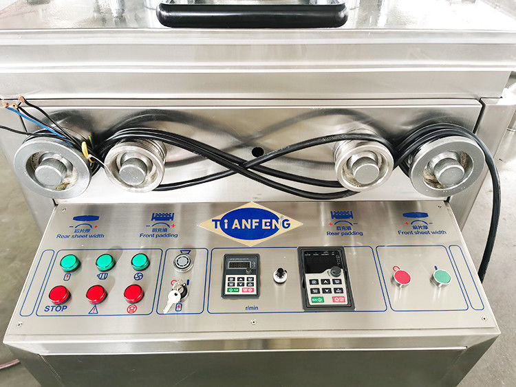 50HZ/60HZ 220/380Wolt Pharmaceutical Pill Press z masą netto 3200 kg