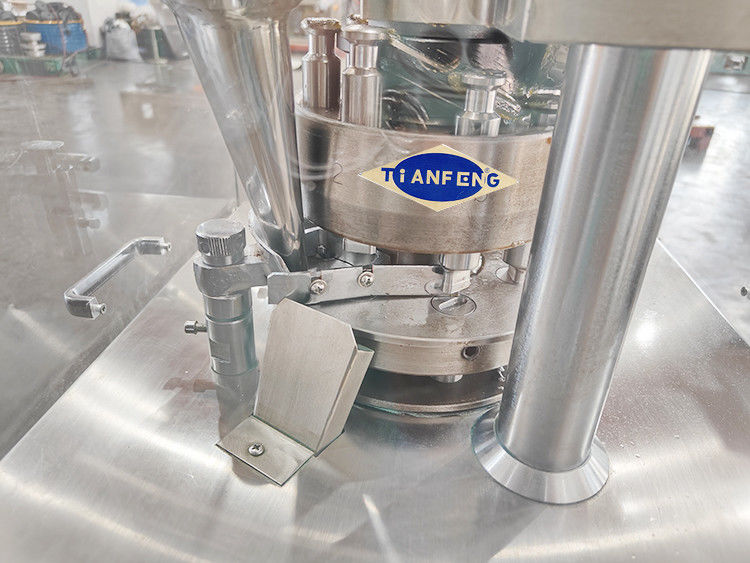 220V/380V zasilanie Tablet Tablet Press Machine z maksymalnym ciśnieniem 60KN i maksymalną głębokością wypełnienia 15mm