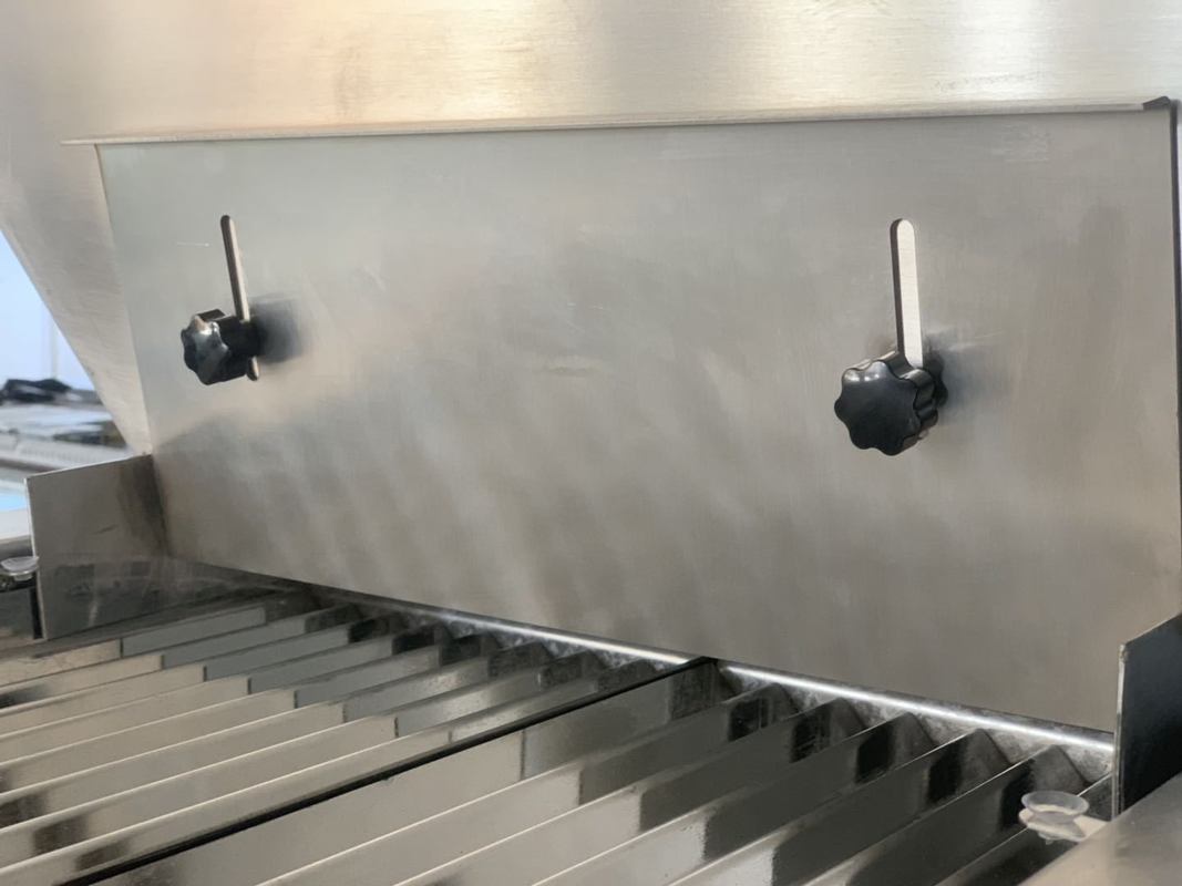 Maszyna do liczenia i napełniania napięciem 50HZ/60HZ, wydajność 10-120 butelek/minutę, dla szybkiego i precyzyjnego napełniania